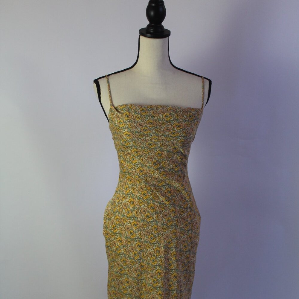 Women's Urban Outfitters XS Floral Maxi Dress